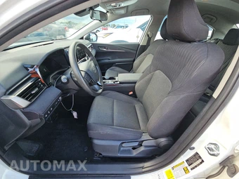 2025 Toyota Camry LE - miniatura 7
