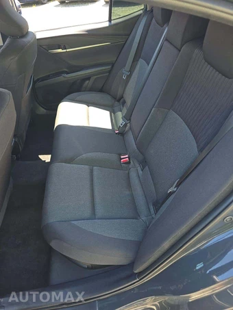2025 Toyota Camry LE - miniatura 13