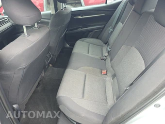 2025 Toyota Camry LE - miniatura 13
