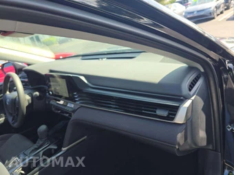 2025 Toyota Camry LE - miniatura 19