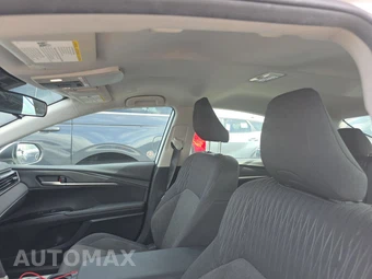 2025 Toyota Camry LE - miniatura 18