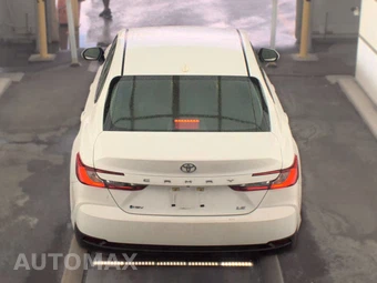 2025 Toyota Camry LE - miniatura 5