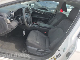2025 Toyota Camry LE - miniatura 7
