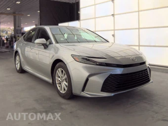 2025 Toyota Camry LE - miniatura 4