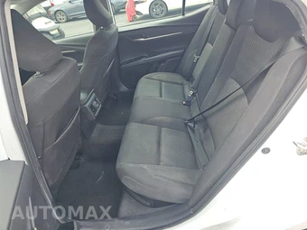 2025 Toyota Camry LE - miniatura 19