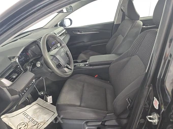 2025 Toyota Camry LE - miniatura 7