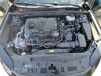 2025 Toyota Camry LE - miniatura 15