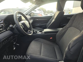 2025 Toyota Camry LE - miniatura 7