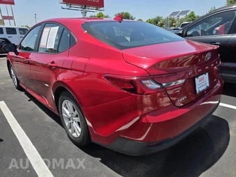 2025 Toyota Camry LE - miniatura 15