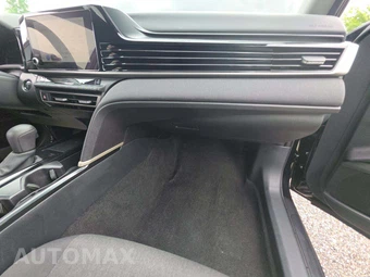 2025 Toyota Camry LE - miniatura 19