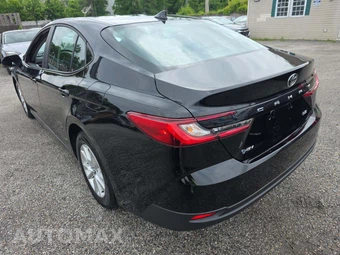 2025 Toyota Camry LE - miniatura 2