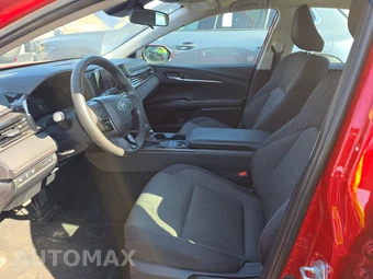 2025 Toyota Camry LE - miniatura 7