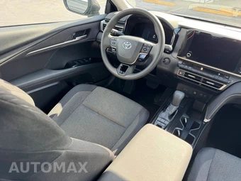 2025 Toyota Camry LE - miniatura 22