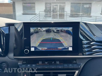 2025 Toyota Camry LE - miniatura 25