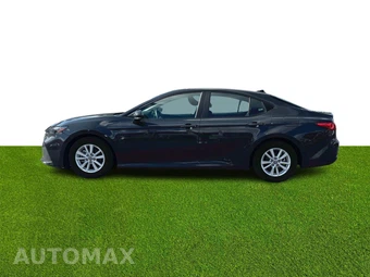 2025 Toyota Camry LE - miniatura 4