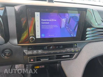 2025 Toyota Camry LE - miniatura 11