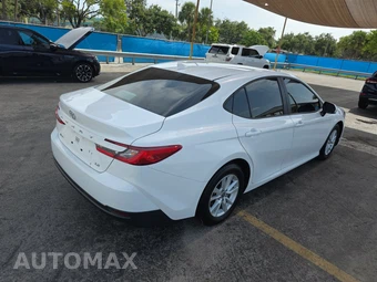2025 Toyota Camry LE - miniatura 4