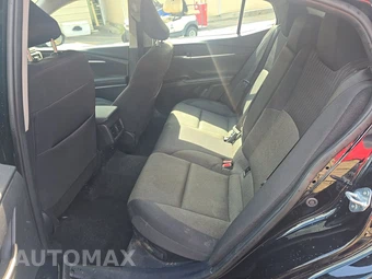 2025 Toyota Camry LE - miniatura 13