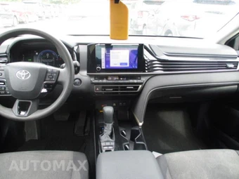 2025 Toyota Camry LE - miniatura 9