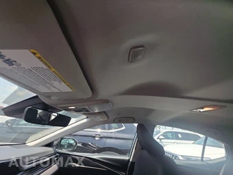 2025 Toyota Camry LE - miniatura 18