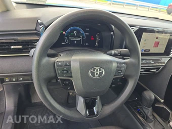 2025 Toyota Camry LE - miniatura 10