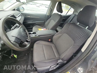 2025 Toyota Camry LE - miniatura 7