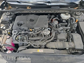 2025 Toyota Camry LE - miniatura 15