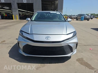 2025 Toyota Camry LE - miniatura 2