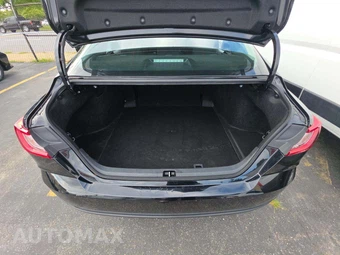 2025 Toyota Camry LE - miniatura 14