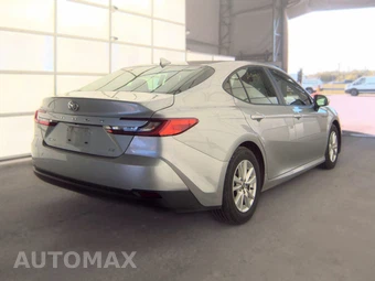 2025 Toyota Camry LE - miniatura 4