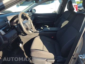 2025 Toyota Camry LE - miniatura 7