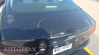 2025 Toyota Camry LE - miniatura 25