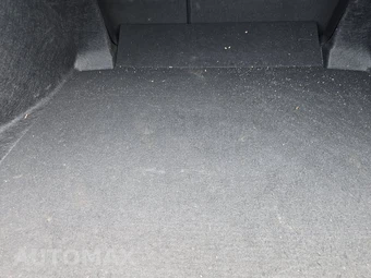 2025 Toyota Camry LE - miniatura 16