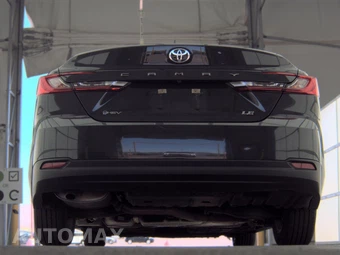 2025 Toyota Camry LE - miniatura 7