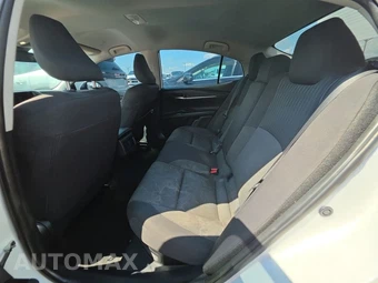 2025 Toyota Camry LE - miniatura 13
