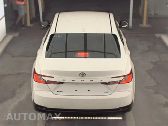 2025 Toyota Camry LE - miniatura 5