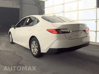 2025 Toyota Camry LE - miniatura 6