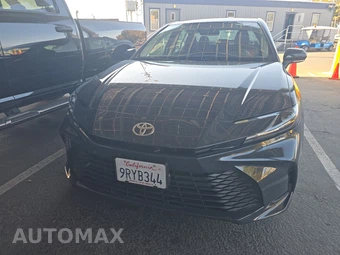 2025 Toyota Camry LE - miniatura 2