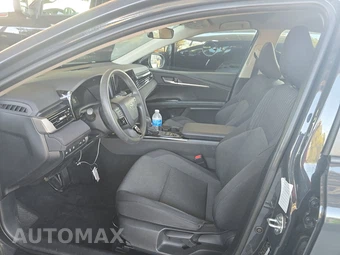 2025 Toyota Camry LE - miniatura 7