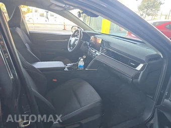 2025 Toyota Camry LE - miniatura 8