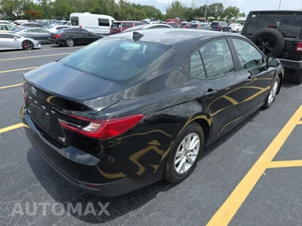 2025 Toyota Camry LE - miniatura 4