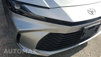 2025 Toyota Camry LE - miniatura 25