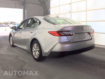 2025 Toyota Camry LE - miniatura 6