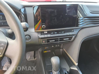 2025 Toyota Camry LE - miniatura 11