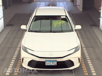 2025 Toyota Camry LE - miniatura 2