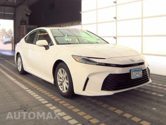 2025 Toyota Camry LE - miniatura 3