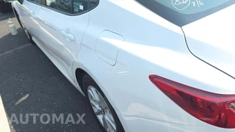 2025 Toyota Camry LE - miniatura 28