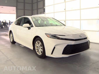 2025 Toyota Camry LE - miniatura 3