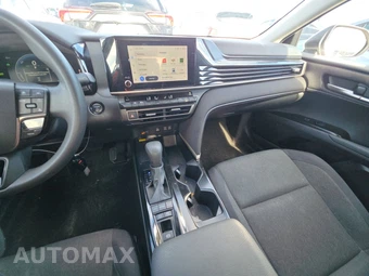 2025 Toyota Camry LE - miniatura 11