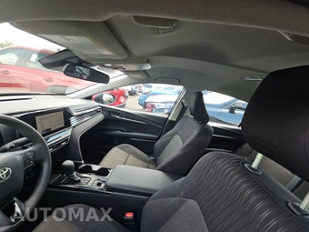 2025 Toyota Camry LE - miniatura 17